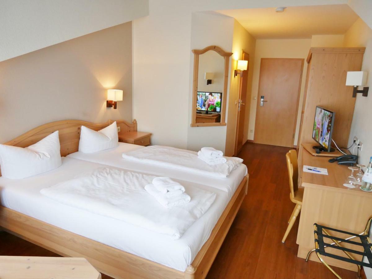 R&R Hotel Strandallee Baabe Esterno foto