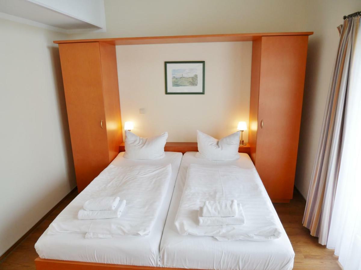 R&R Hotel Strandallee Baabe Esterno foto